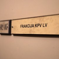 Два депутата KPV LV заявили, что не поддержат правительство Кариньша