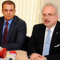 NA gatavo pieteikumu Satversmes tiesā pret bēgļu izmitināšanu Latvijā