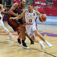 Strēlnieks un Porziņģis statistikas līderi 'Eurobasket 2017' pirmajās trīs kārtās