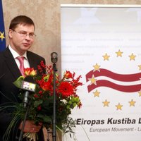 "Человеком Европы" 2013 года в Латвии стал Домбровскис