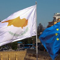 Парламент Кипра выступил за отмену санкций против РФ