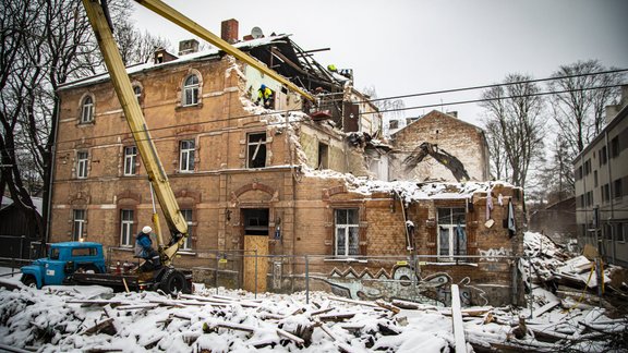 melnsila iela sprādziens gruveši mantas - 11