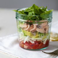 Ideāli lapu salāti līdzņemšanai – kļūdas, no kurām vajadzētu izvairīties