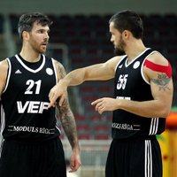 'VEF Rīga' basketbolisti cieš bezierunu zaudējumu pret 'Avtodor'