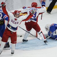 KHL Atklāšanas kausā spraigā cīņā uzvaru izcīna CSKA hokejisti
