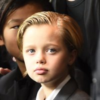 ФОТО: Дочь Джоли и Питта произвела фурор на премьере фильма матери