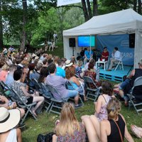 Foto: Kā teju 9000 cilvēku festivālā 'Lampa' sarunājās un priecājās