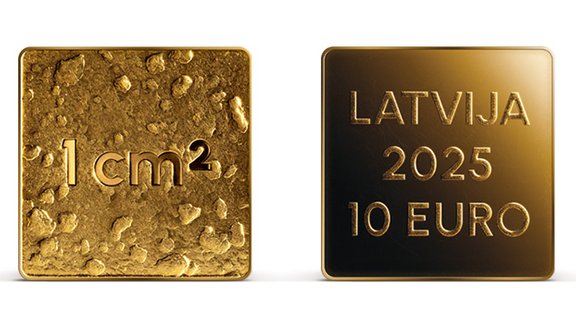 Zelta monētā iekalts kvadrātcentimetrs Latvijas zemes