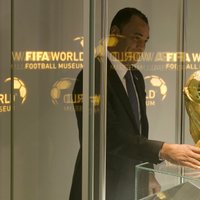 FIFA Futbola muzejam nodots oriģinālais Pasaules kauss