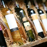 Zelta likumi, kā izvēlēties piemērotāko vīnu un karstvīnu svētku galdam