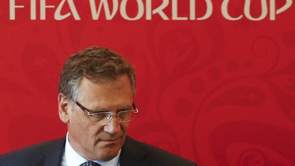 FIFA skandāls: bijušajam ģenerālsekretāram Valkē 12 gadu diskvalifikācija FIFA skandāls: bijušajam ģenerālsekretāram Valkē 12 gadu diskvalifikācija