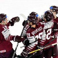 Latvija lūkos pēc TOP 8, konkurenti pulcina NHL zvaigznes – Slovākijā sākas PČ hokejā