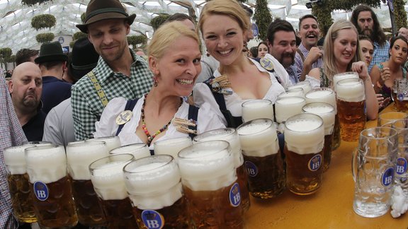 Germany Oktoberfest Opening.JPEG-0a2de - titul