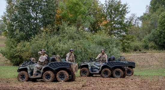 Latvija un vēl četras valstis lūdz starptautisko palīdzību humanitārajos jautājumos uz robežas ar Baltkrieviju