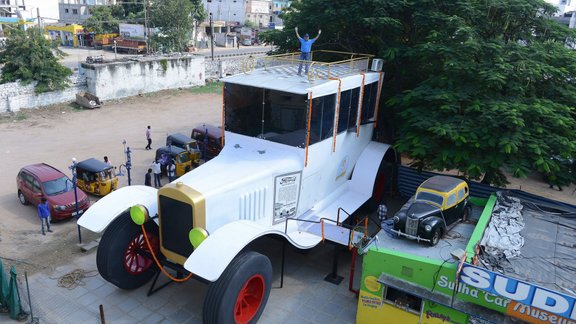 Pasaulē garākais auto