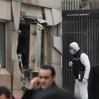 Sprādzienā pie ASV vēstniecības Turcijā nogalināts sargs