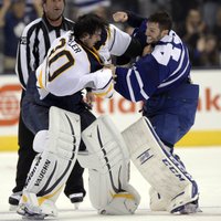 Kanādas ģenerālgubernators aicina aizliegt kautiņus hokejā
