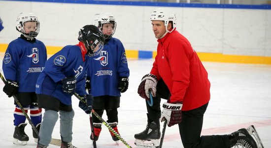 Cīņa ar stereotipiem hokeja attīstības vārdā. 'Grīziņkalns' ceļā uz sporta piramīdas izveidi