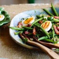 Zaļo pupiņu salāti ar olu