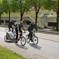 Велодорожки заменят 300 парковочных мест в центре Риги