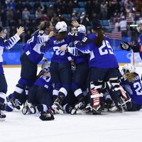ASV hokejistes pārtrauc Kanādas dominanci olimpiskajās spēlēs un izcīna Phjončhanas zeltu