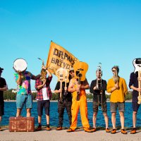 'Oranžās brīvdienas' ar koncertu 'Palladium' svinēs dzimšanas dienu un jaunu albumu
