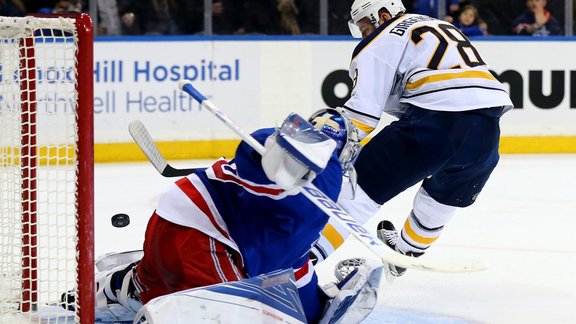 Hokejs, NHL spēle: Bufalo Sabres - Ņujorkas Rangers, Girgensons Zemgus  