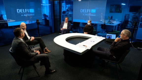 Delfi TV ar Domburu: Jānis Zvejnieks, Zane Neikena, Kārlis Trušinskis, Ronalds Rožkalns - 9