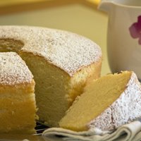Citrona šifona kūka – perfekts biskvīts jebkurai tortei