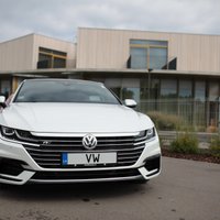 'Volkswagen' Latvijā prezentējis savu jauno flagmani 'Arteon'