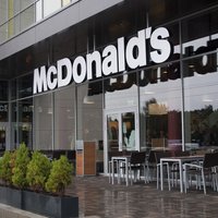 Во вторник открывают первый McDonald's вне Риги