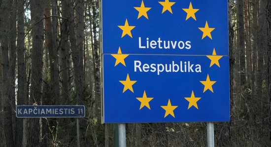Семеро кубинцев заблокировали крупнейший КПП на границе Литвы. Они отказываются возвращаться в Беларусь