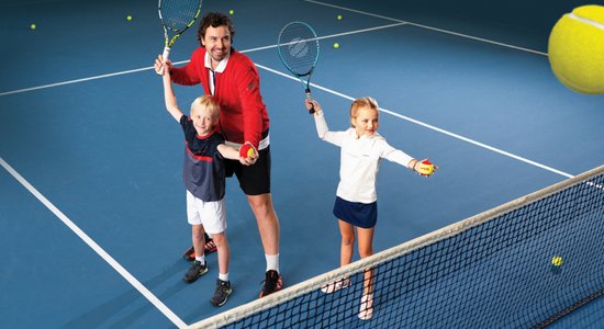 Ernesta Gulbja fonds ar 'Rimi' atbalstu piešķirs 50 stipendijas bērniem tenisa treniņiem