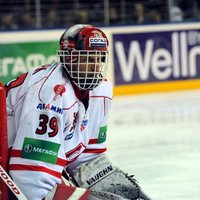 Hašeks vismaz vēl vienu sezonu grib spēlēt KHL