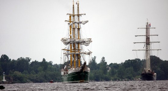 Fotoreportāža: Burinieku regates pirmā diena aculiecinieku bildēs