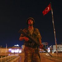 Задержанные в Турции солдаты приняли переворот за учения