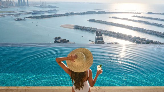 Infinity pool Dubai - 1