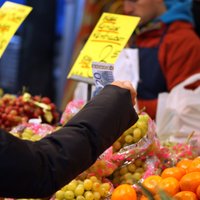 Pēc eiro ieviešanas pieaugušas daudzu pārtikas produktu cenas, secinājuši pētnieki