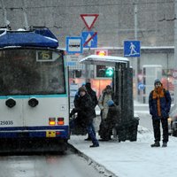 Vāc parakstus par jauna sabiedriskā transporta maršruta ieviešanu Rīgā