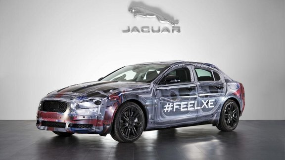 Jaguar XE