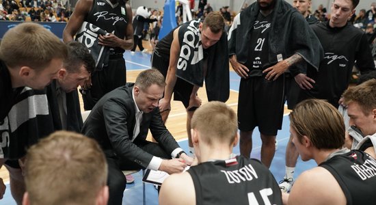 'VEF Rīga' čempionu duelī uzvar 'Parnu Sadam' basketbolistus