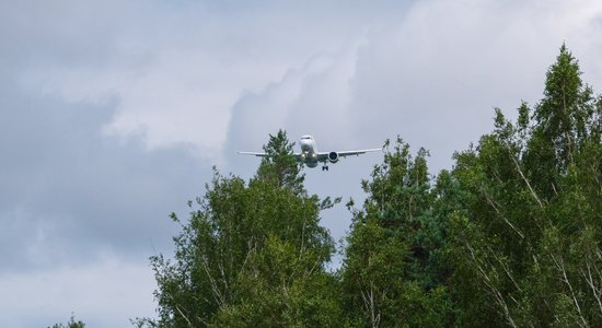 airBaltic сдаст 21 самолет в аренду Lufthansa на три года