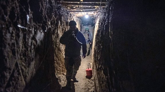 Ukrainas pieredze – kā īsti norisinās cīņas ierakumos mūsdienās
