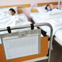 Sestdien slimnīcās nonākuši 29 cilvēki ar ziemai raksturīgām traumām