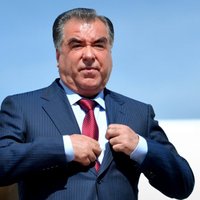 Tadžikistānas prezidentam piešķirs 'Nācijas līdera' statusu un cels muzeju