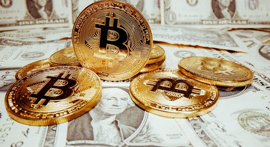 'Bitcoin' kā amerikāņu kalniņi – vai vērts riskēt?