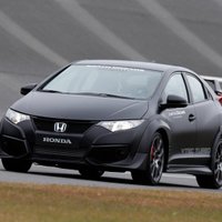 'Honda' parādījusi sportiskā 'Civic Type-R' prototipu