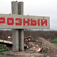 Krievija ciniski pasludina Mariupoli par Groznijas sadraudzības pilsētu