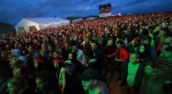 Festivālā Liepājā pieķer septiņus apmeklētājus, kuriem līdzi bijušas narkotiskās vielas