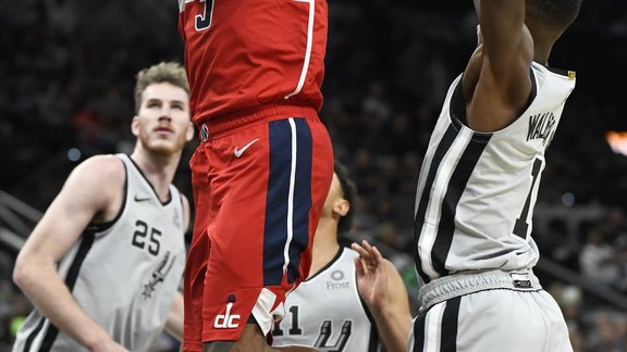 Basketbols: Wizards vs Spurs - 3